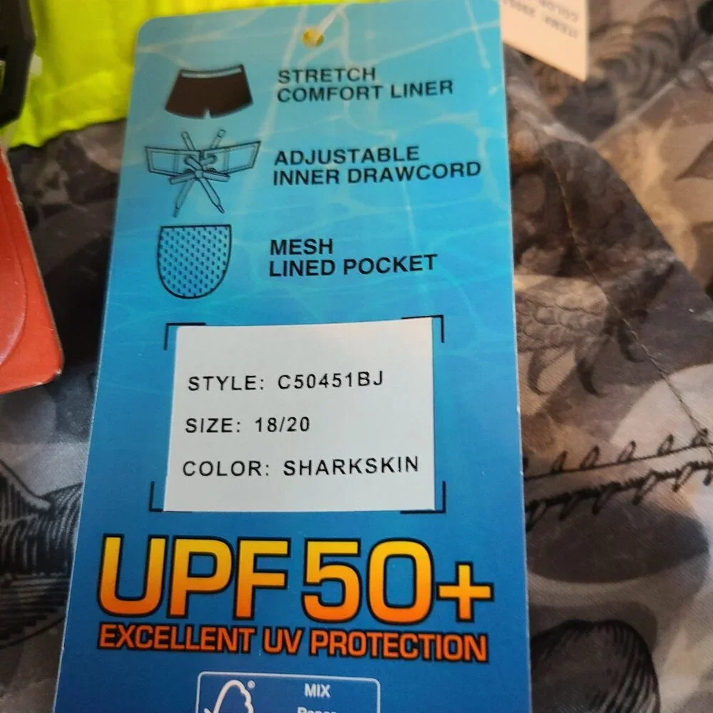 XEROXPOSUR SWIM SHORTS & GOGGLES -UPF 50+ SHARKSKIN SIZE 18/20